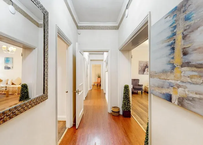 Park Lane Apartments/Shaw House