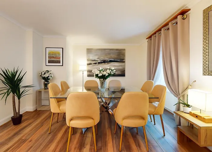 Park Lane Apartments/Shaw House